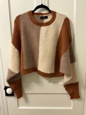 Super soft and cozy colourblock oversized batwing sweater (M/L)